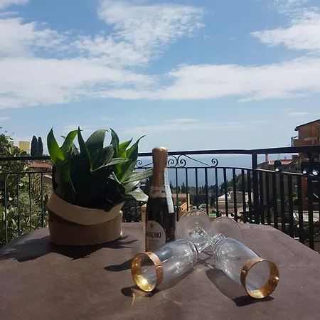 Soleado Таормина