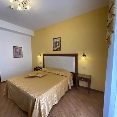 Soleado טאורמינה