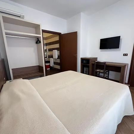 Soleado טאורמינה