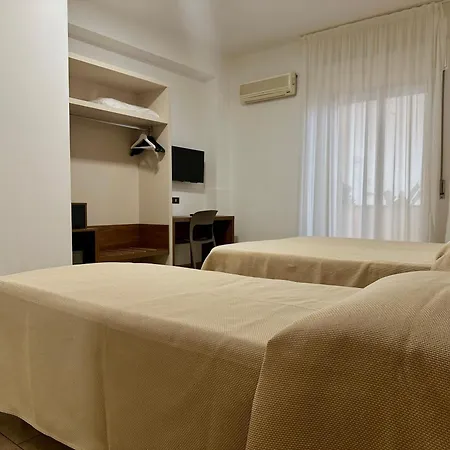 Soleado 2* טאורמינה