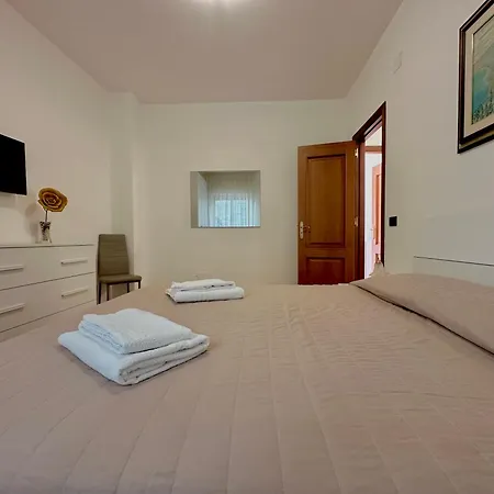 索雷亚德酒店 酒店 2*