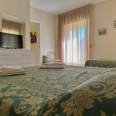 מלון Soleado טאורמינה