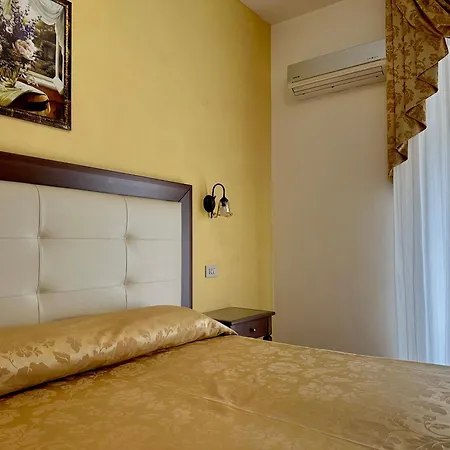 Soleado 2* טאורמינה