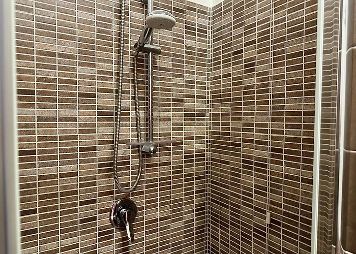 索雷亚德酒店 2* 陶尔米纳